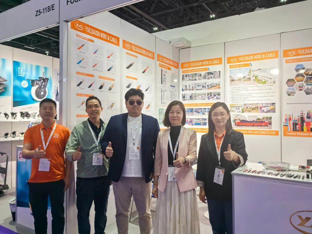 亮相迪拜五金及建材展覽會